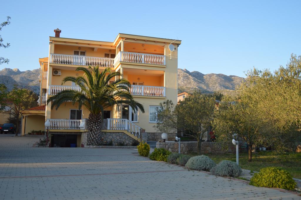 Zdenka Apartment Starigrad Paklenica